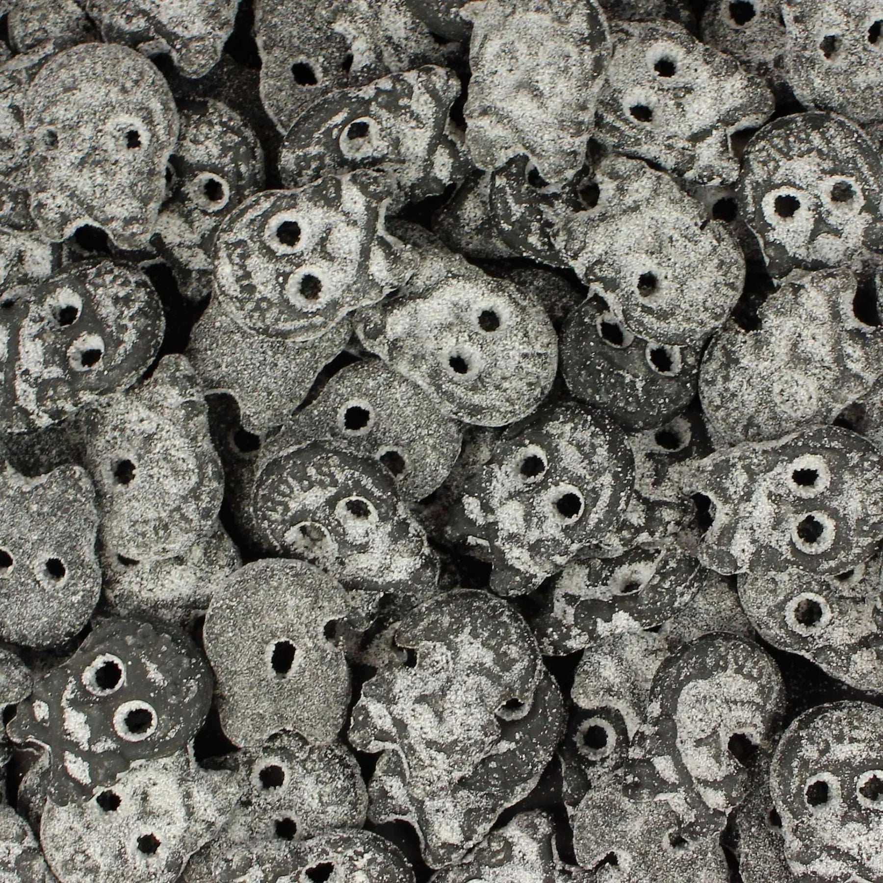 Bubs salty skulls